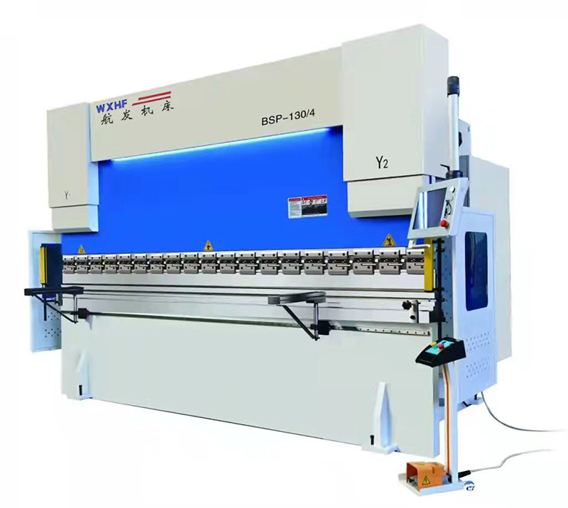 1650224834513861.jpg 雙伺服數控折彎機WE67K-130T4000.jpg